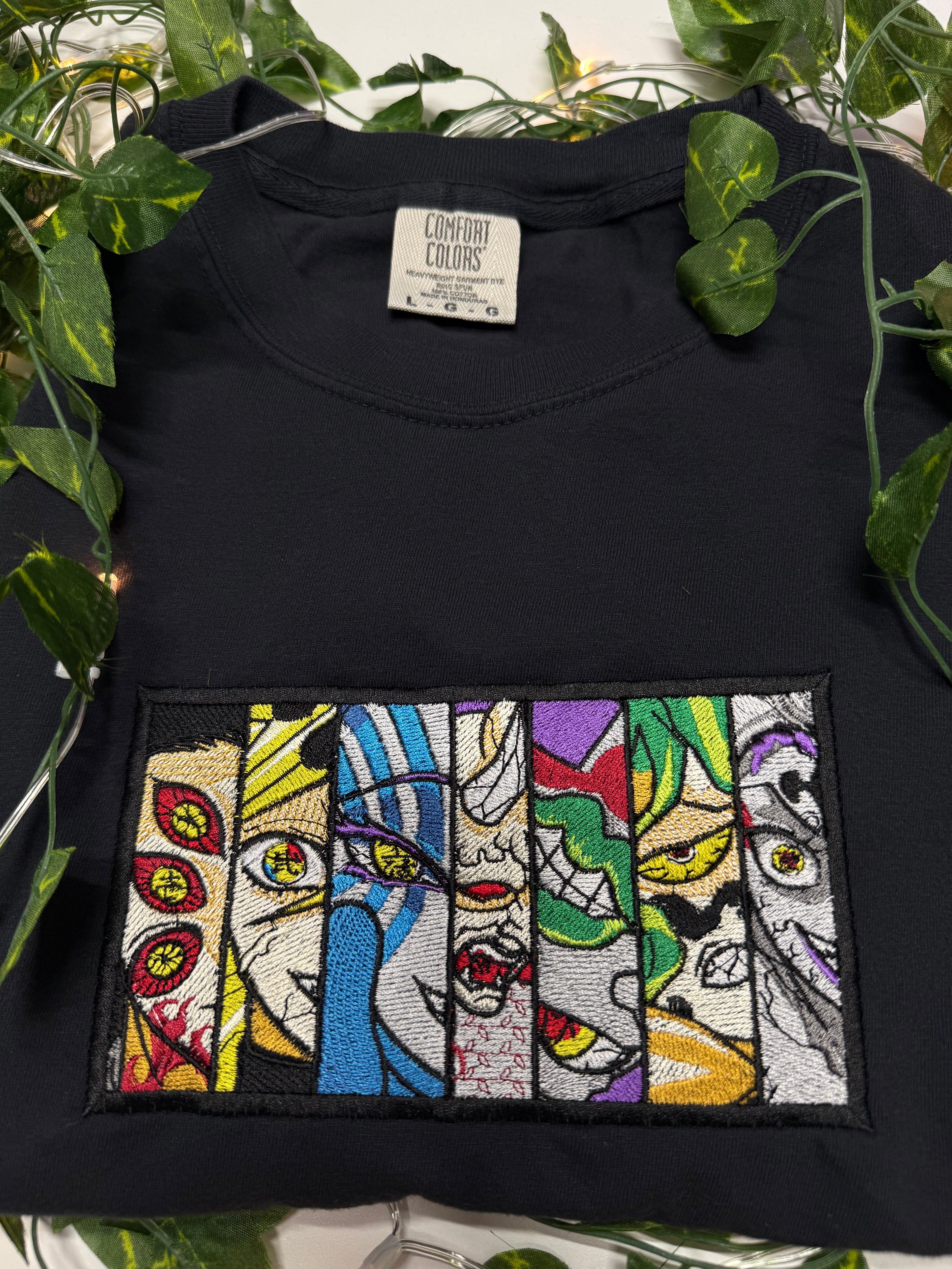 Upper moons tee